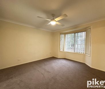 Spacious Family Living in a Convenient Location - Photo 4
