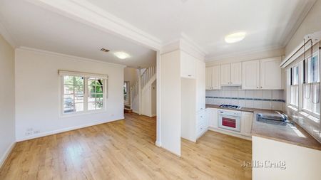 2a/44 Murphy St, South Yarra - Photo 2