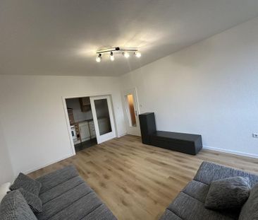 2 Zimmer, 54m² in Stöcken, teil möbliert, renoviert, Balkon - Foto 1