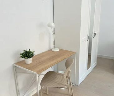 Avinguda del Regne de València, Valencia, Valencian Community 46005 - Photo 5