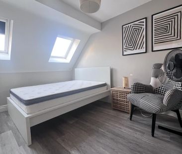 5 bedroom townhouse to rent - Photo 1