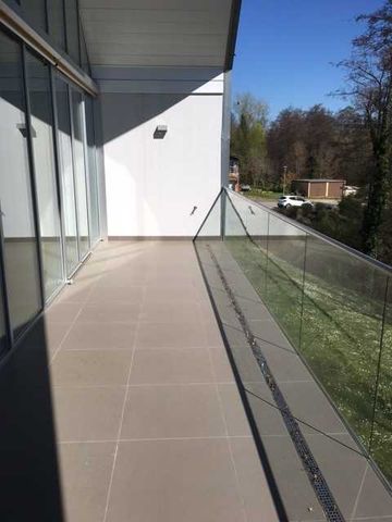 Location Appartement 5 pièces 155m² - Photo 4