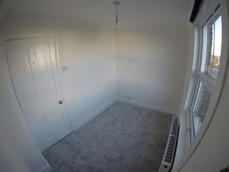 Victorian 3 Bedroom Semi Detached House to Rent in Tonbridge - Photo 2