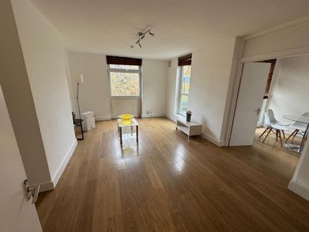 2 Bed Flat, Guildford Road, SW8 - Photo 2