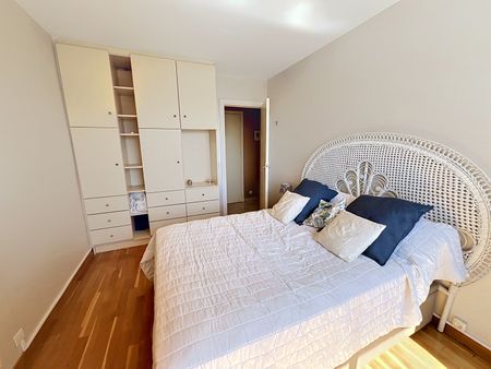 Location Appartement 2 pièces 49m² NICE 06100 - Photo 4