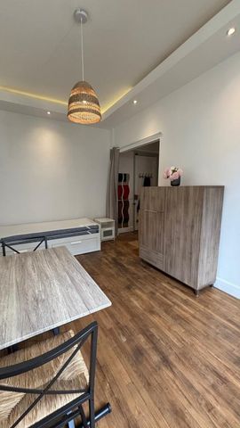STUDIO A LOUER - PARIS 16EME ARRONDISSEMENT - 22.87 m - 1 113 € - Photo 2