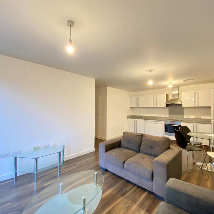 2 Bedroom Apartment To Rent - Photo 1