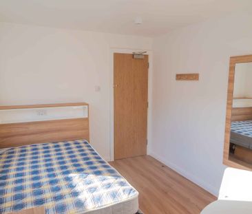 Platinum Studio - Photo 4