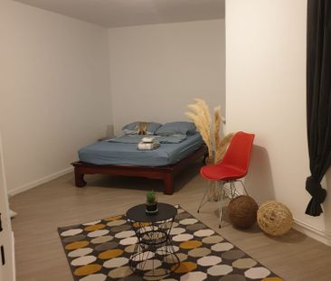 Location Appartement 3 pièces 80m² VILLENEUVE D ASCQ 59650 - Photo 5
