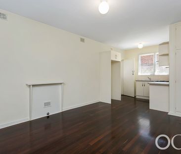 Open the Door To Comfortable Living in a Leafy City-Fringe Setting - Photo 5