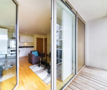 1 bedroom flat to rent - Photo 2