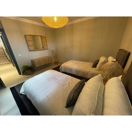 Luxury House for rent in Nueva Andalucia, Andalusia - Photo 2