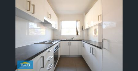 2 Bedroom Apartment. Near new Kitchen, Paint, Carpet and Blinds. Quiet Location. Garage. Close to Parramatta & Transport - Photo 3