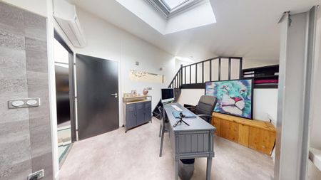 Location Maison 6 pièces 120m² ST MAUR DES FOSSES 94100 - Photo 3