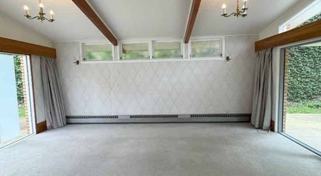 Spacious 4-Bedroom Character Home Ã¢Ãâ¬Ã" Close to WhangÃâ€Ãrei CBD & Hospital - Photo 4