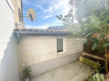 Location Appartement 3 pièces 77m² BORDEAUX 33800 - Photo 4