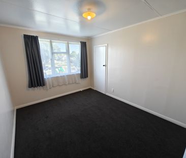 Full Refurbished Family Home - Photo 4