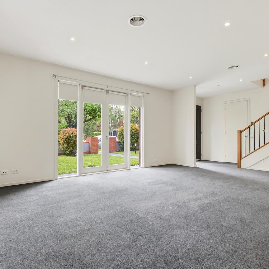 1/13 Irving Avenue PRAHRAN - Photo 1