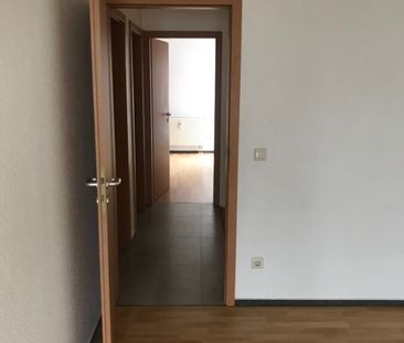 Renovierte 3-ZKB Maisonette-Wohnung mit Terrasse + Stellplatz - Foto 1