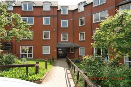 1 bedroom retirement property to rent - Photo 2