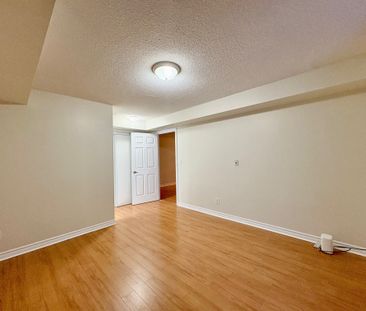 For Lease - 3888 Duke Of York Boulevard Unit# 830, Mississauga, Ont... - Photo 6