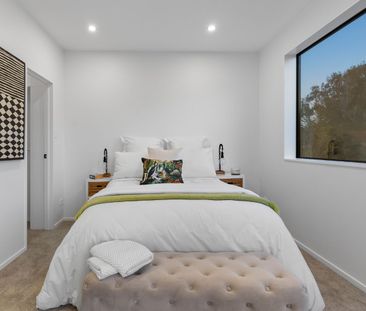 Elegant Beachside Residence in Manly - Photo 5