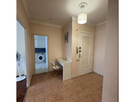 2 pièces - Meublé - 66 m² - 1er étage - Colocation non autorisée - Photo 2