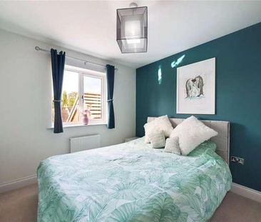 Albert Close, Spencers Wood, Reading, Berkshire, RG7 - Photo 5