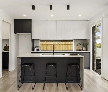 Effortless Modern Family Living - Photo 6