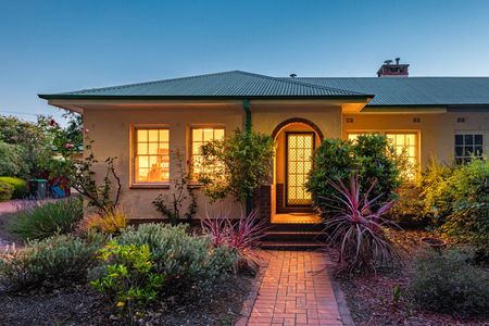 18 Suttor Street, Ainslie ACT 2602 - House For Rent | Domain - Photo 2