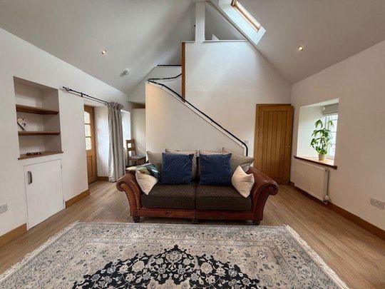 2 bedroom semi-detached house to rent - Photo 1