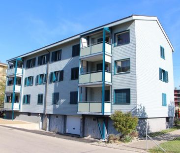 Cozy home right at the train station - Photo 6