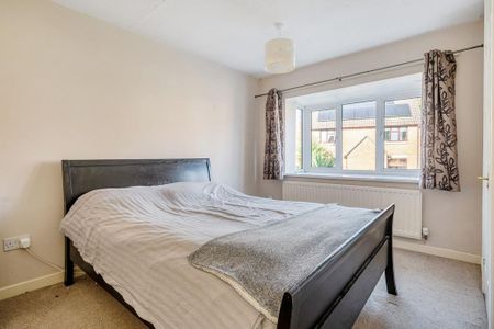 3 bedroom detached house to rent - Photo 3