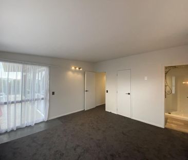 Modern family living - Photo 5