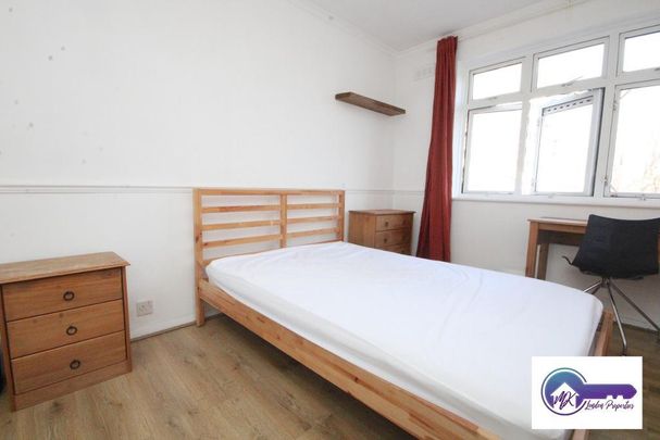 1 Bedroom Room in Flat Share To Rent - Photo 1