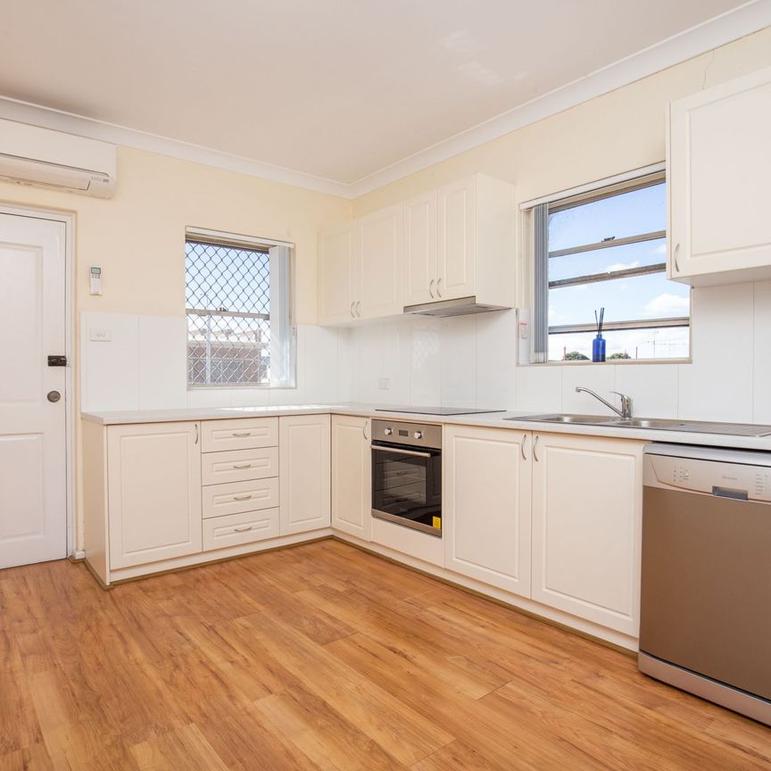 CENTRAL AND PRIVATE - Photo 1