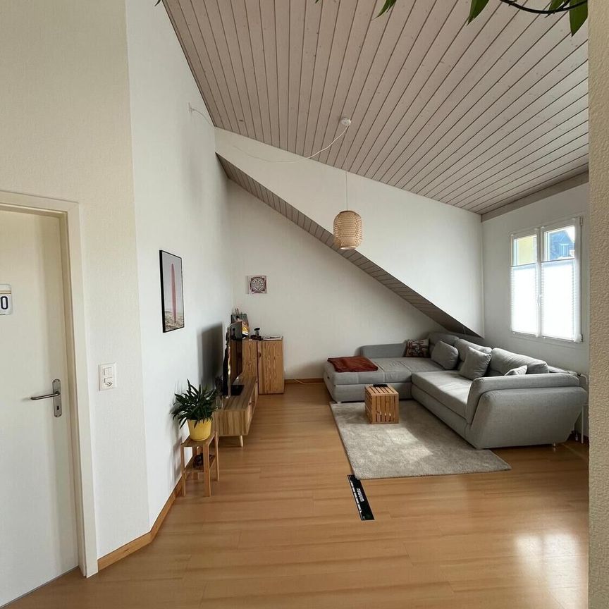 APPARTEMENT 2½ PIÈCES À BIEL/BIENNE (BE), MEUBLÉ, DURÉE DÉTERMINÉE - Foto 1