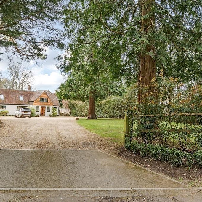 5 bedroom detached house to rent - Photo 1