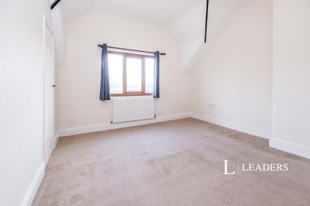 2 bedroom semi-detached house to rent - Photo 4
