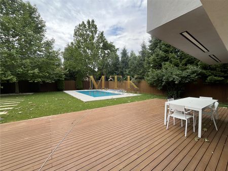 VILA LUX 6 camere | 1000 mp teren | Pipera - Erou Iancu Nicolae - Fotografie 2