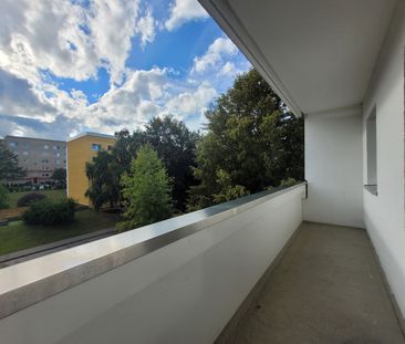 Helle und freundliche 2-Raum Wohnung in top Lage - Foto 1