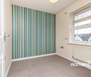 4 bedroom detached house to rent - Photo 3