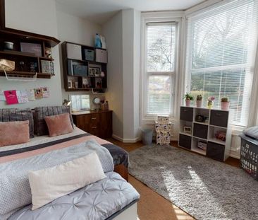144, Otley Road , - Photo 4