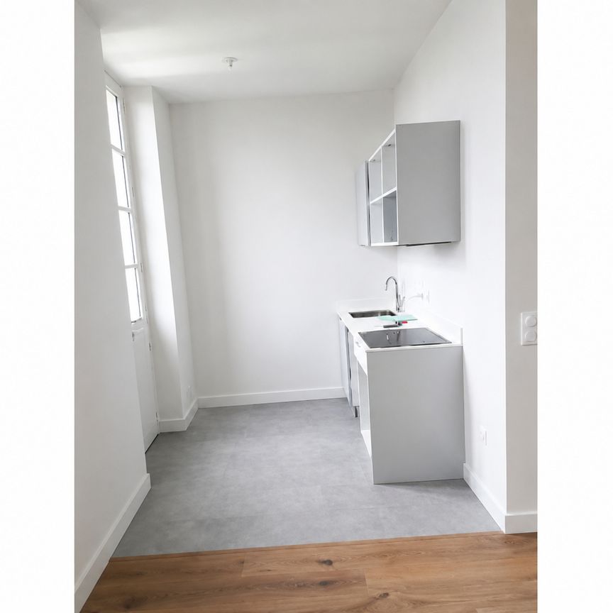 Location Appartement 2 pièces 49m² - Photo 1