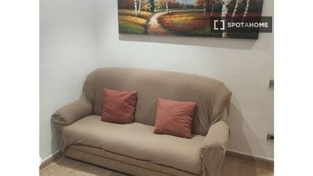 2 room luxury Flat for rent in L'Hospitalet de Llobregat, Spain - Photo 3