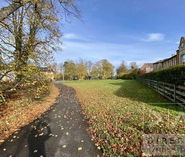 Horton Crescent, Epsom, KT19 - Photo 4