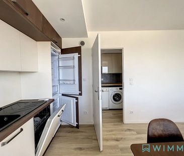 T4 meublé de 106.39 m2 en duplex, avec place de parking - Photo 6