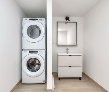 4982 Pl. de la Savane, Montréal, QC - Photo 2