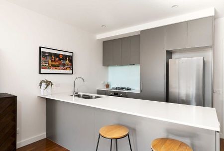 2B/8 Clinch Avenue, Preston VIC 3072 - Photo 5