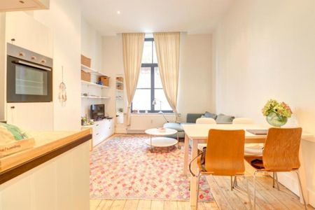 Gelijkvloers appartement te huur in Ixelles - Photo 4